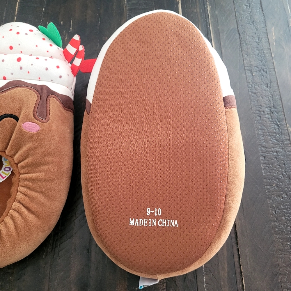 New Squishmallows Sivi Hot Cocoa Latte Christmas Plush Slippers Women's Size 9 - Picture 4 of 4